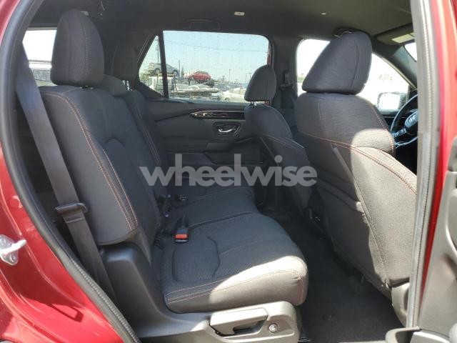 Photo 3 of 2024 HONDA PILOT SPORT (VIN 5FNYG2H38RB009889)
