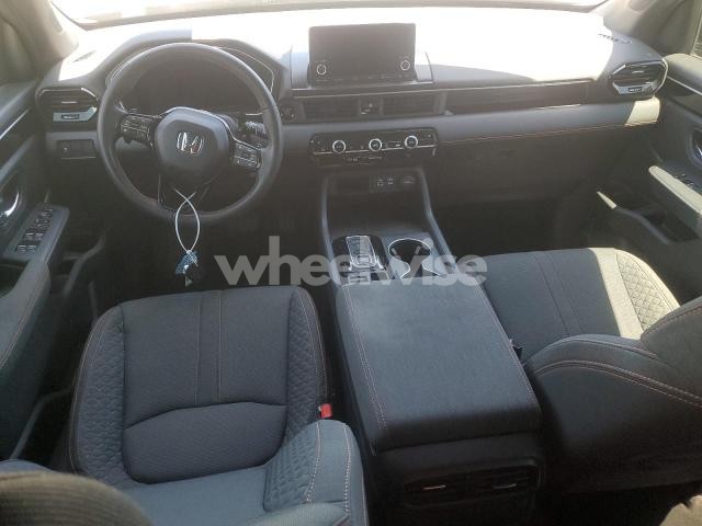 Photo 3 of 2024 HONDA PILOT SPORT (VIN 5FNYG2H39RB002269)