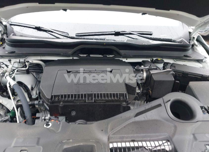 Photo 10 of 2025 Honda Pilot EX-L (VIN 5FNYG2H45SB005894)