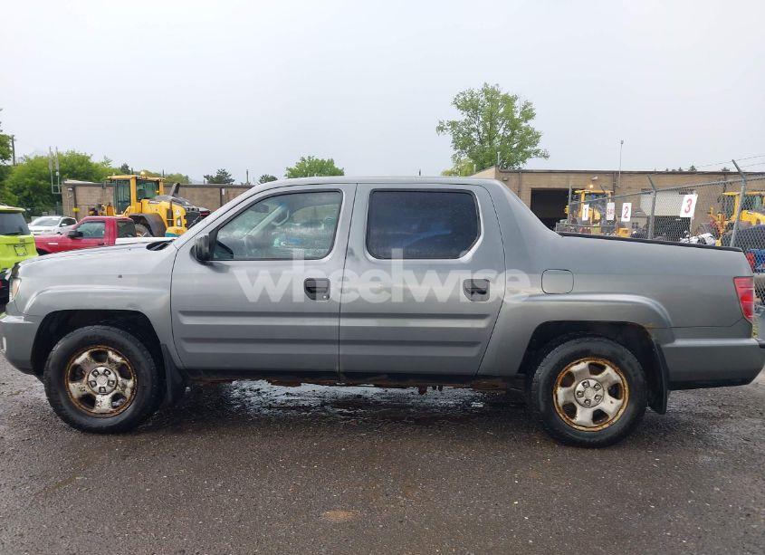 Photo 14 of 2009 Honda Ridgeline RT (VIN 5FPYK162X9B100513)