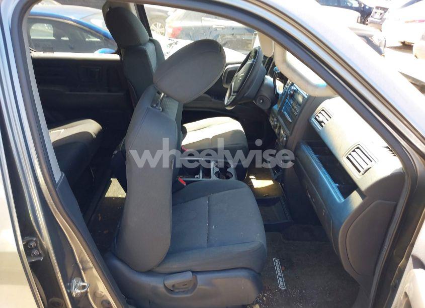 Photo 5 of 2009 Honda Ridgeline RTS (VIN 5FPYK16409B105186)