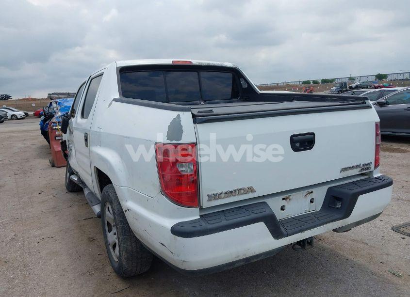 Photo 3 of 2010 Honda Ridgeline RT (VIN 5FPYK1F20AB004961)