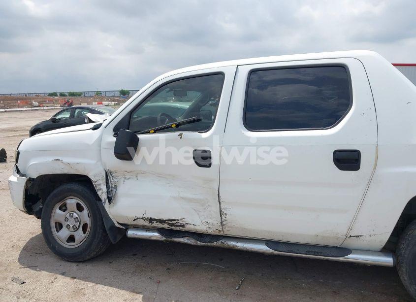 Photo 6 of 2010 Honda Ridgeline RT (VIN 5FPYK1F20AB004961)