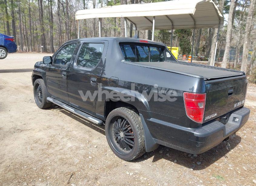 Photo 3 of 2011 Honda Ridgeline RT (VIN 5FPYK1F20BB002726)