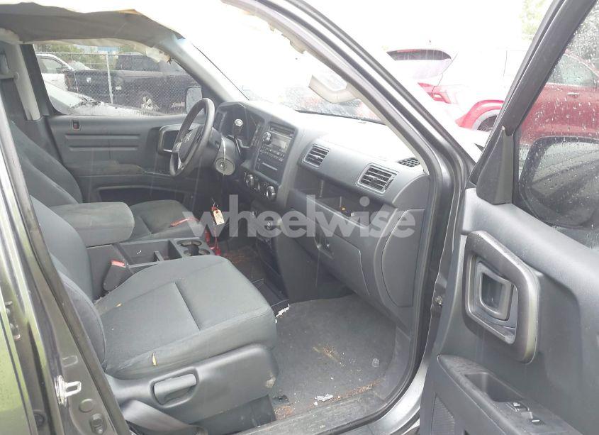 Photo 5 of 2010 Honda Ridgeline RT (VIN 5FPYK1F22AB001981)