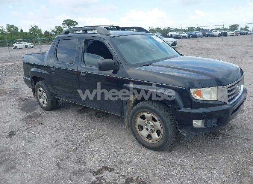 2013 Honda Ridgeline RT (VIN 5FPYK1F26DB013832) main photo