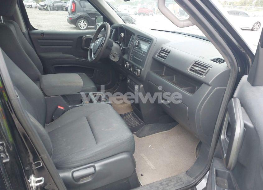 Photo 5 of 2013 Honda Ridgeline RT (VIN 5FPYK1F26DB013832)