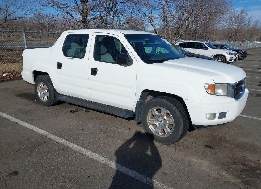 2010 Honda Ridgeline RT (VIN 5FPYK1F27AB003127) main photo