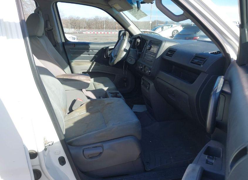 Photo 5 of 2010 Honda Ridgeline RT (VIN 5FPYK1F27AB003127)