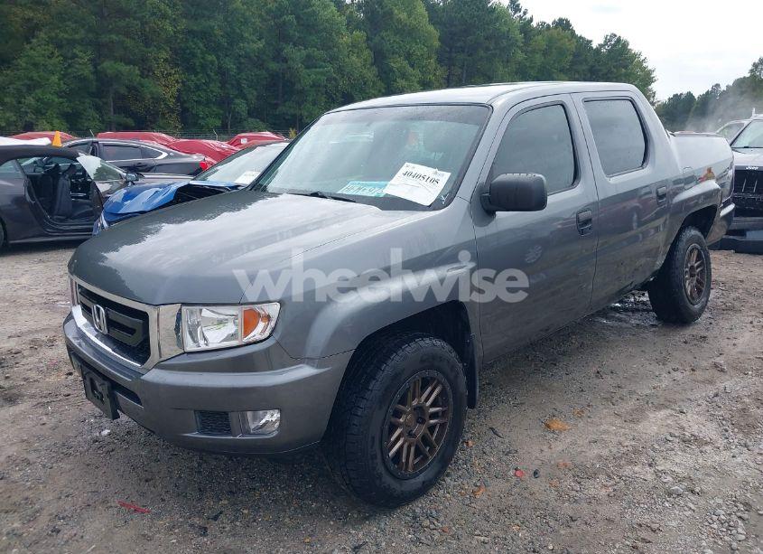 Photo 2 of 2010 Honda Ridgeline RT (VIN 5FPYK1F28AB010815)