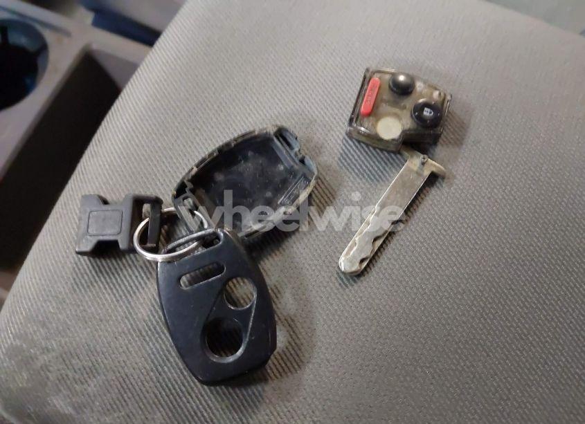 Photo 11 of 2010 Honda Ridgeline RTS (VIN 5FPYK1F44AB008965)