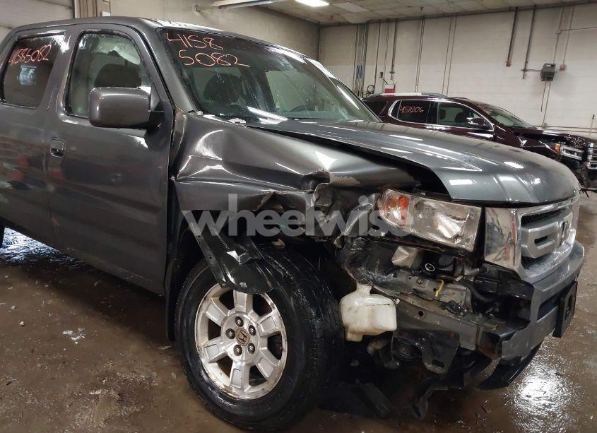 Photo 6 of 2010 Honda Ridgeline RTS (VIN 5FPYK1F44AB008965)