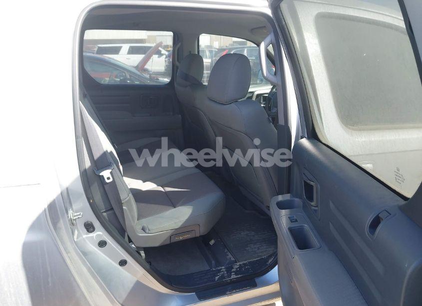 Photo 8 of 2013 Honda Ridgeline RTS (VIN 5FPYK1F47DB015204)