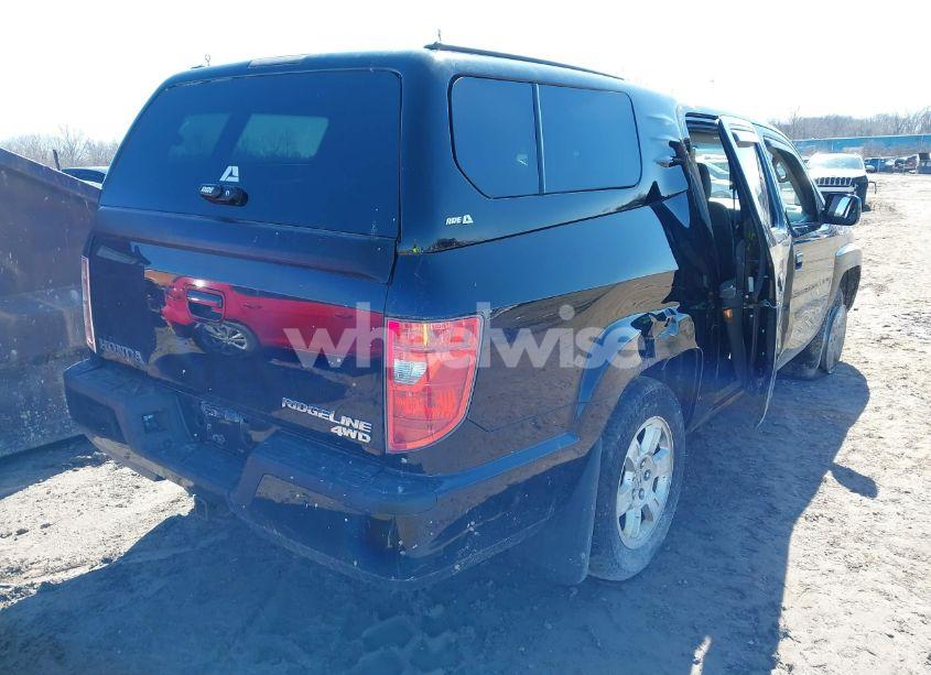 Photo 4 of 2011 Honda Ridgeline RTS (VIN 5FPYK1F48BB005889)