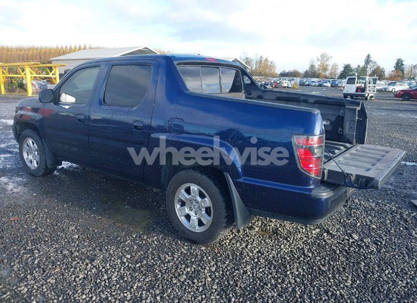 Photo 3 of 2014 Honda Ridgeline RTS (VIN 5FPYK1F48EB004729)