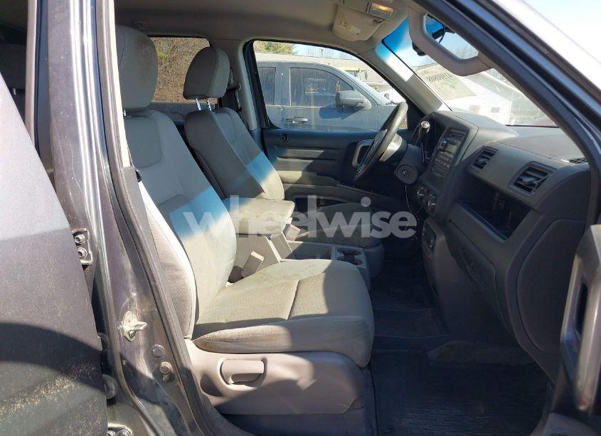 Photo 5 of 2013 Honda Ridgeline RTS (VIN 5FPYK1F4XDB001703)