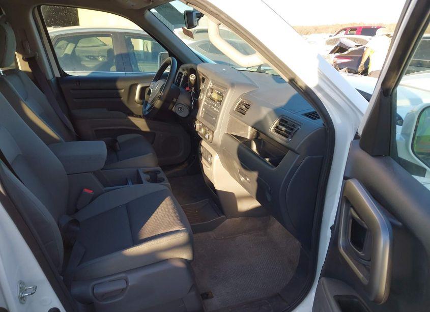 Photo 5 of 2013 Honda Ridgeline RTS (VIN 5FPYK1F4XDB016119)