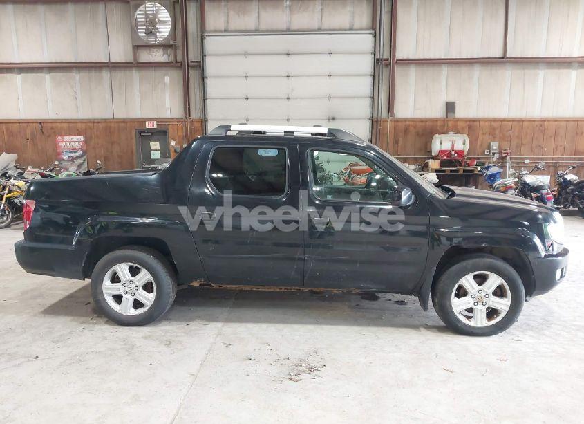 Photo 13 of 2011 Honda Ridgeline RTL (VIN 5FPYK1F50BB007645)