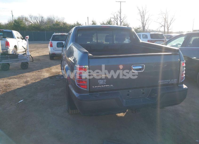 Photo 3 of 2013 Honda Ridgeline RTL (VIN 5FPYK1F50DB501877)