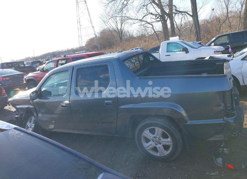 Photo 14 of 2013 Honda Ridgeline RTL (VIN 5FPYK1F51DB002599)