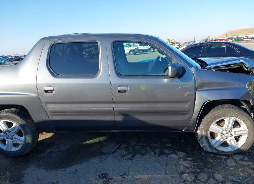 Photo 13 of 2011 Honda Ridgeline RTL (VIN 5FPYK1F52BB455191)
