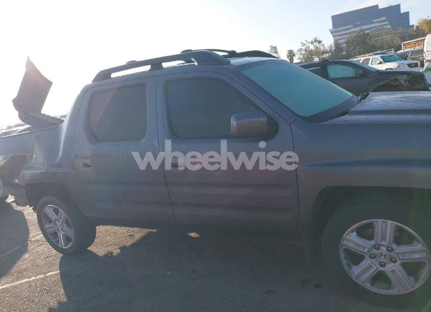 Photo 14 of 2013 Honda Ridgeline RTL (VIN 5FPYK1F52DB015796)