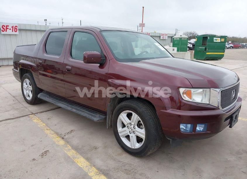 2014 Honda Ridgeline RTL (VIN 5FPYK1F52EB010700) main photo