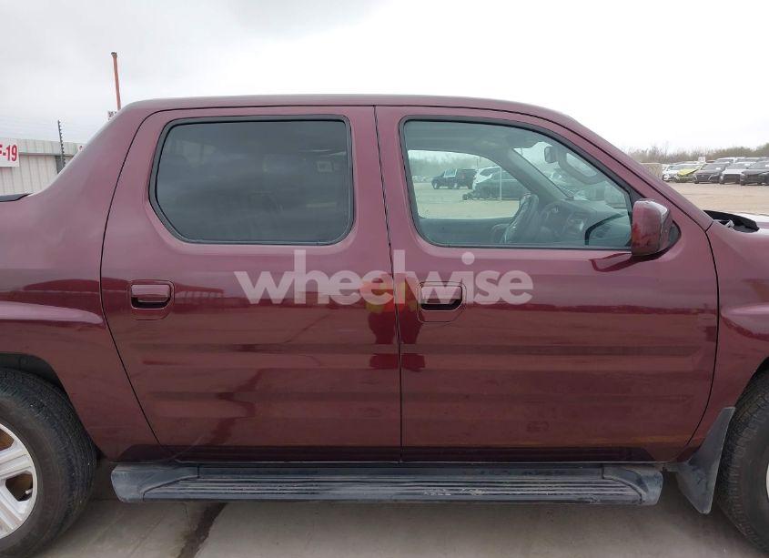 Photo 13 of 2014 Honda Ridgeline RTL (VIN 5FPYK1F52EB010700)
