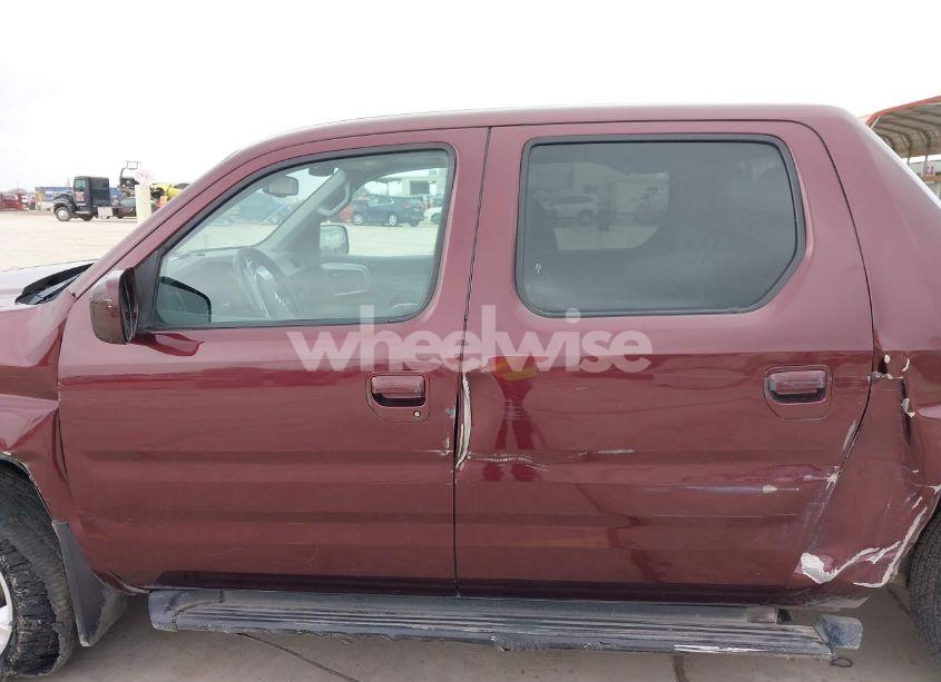 Photo 14 of 2014 Honda Ridgeline RTL (VIN 5FPYK1F52EB010700)