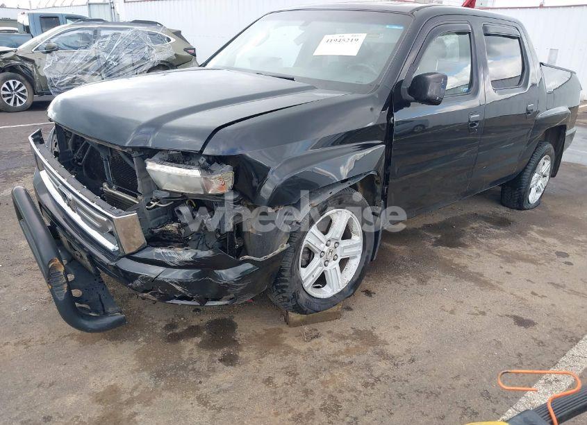 Photo 6 of 2011 Honda Ridgeline RTL (VIN 5FPYK1F53BB001385)