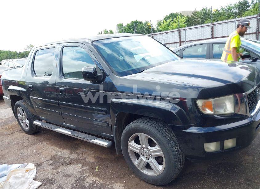 Photo 13 of 2010 Honda Ridgeline RTL (VIN 5FPYK1F54AB008375)