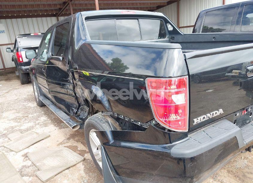 Photo 6 of 2010 Honda Ridgeline RTL (VIN 5FPYK1F54AB008375)