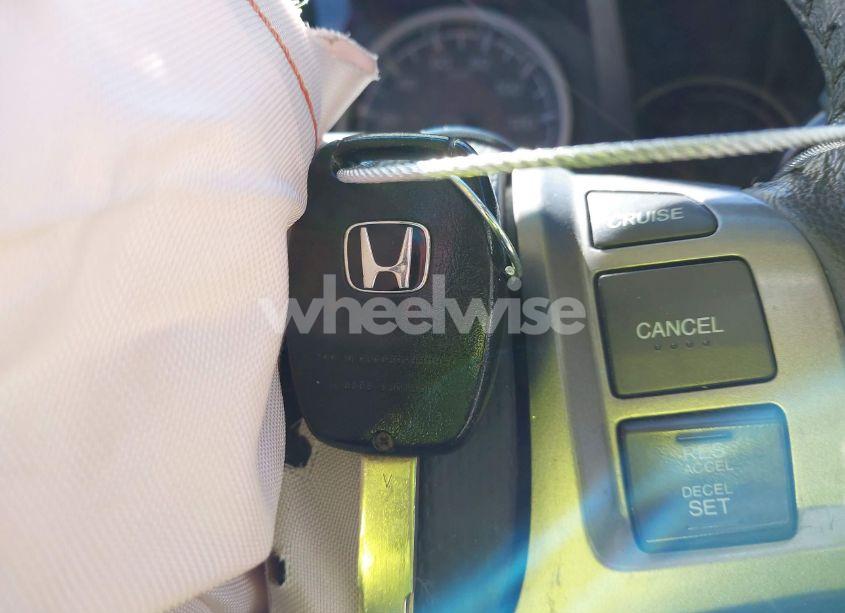 Photo 11 of 2010 Honda Ridgeline RTL (VIN 5FPYK1F54AB008506)