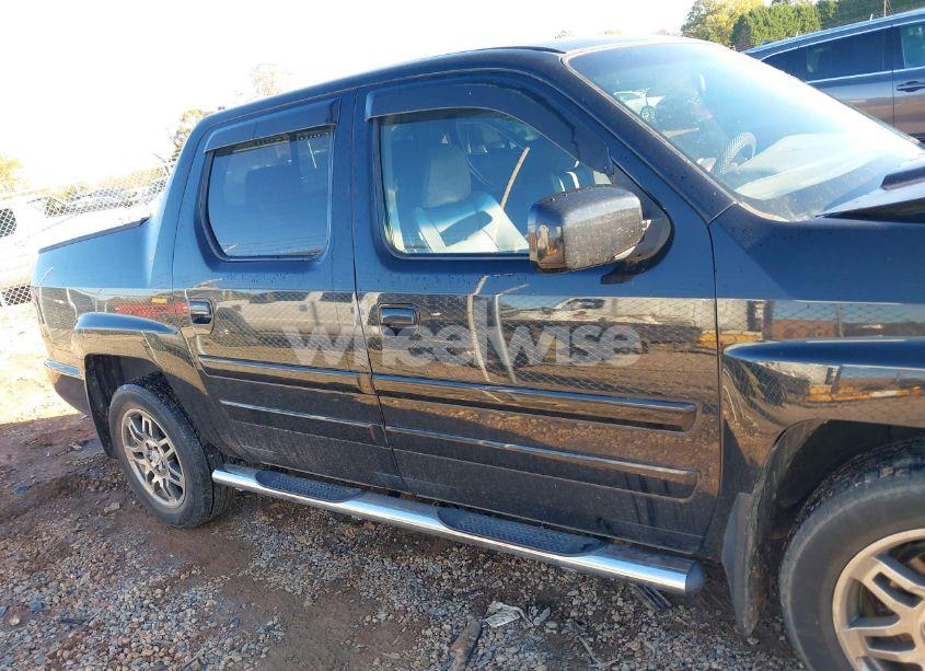 Photo 13 of 2011 Honda Ridgeline RTL (VIN 5FPYK1F54BB010113)