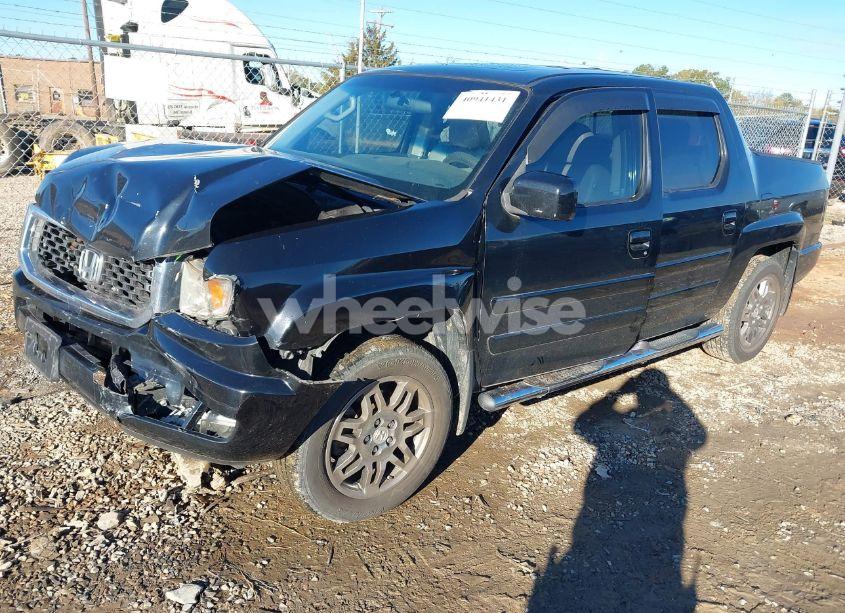 Photo 2 of 2011 Honda Ridgeline RTL (VIN 5FPYK1F54BB010113)