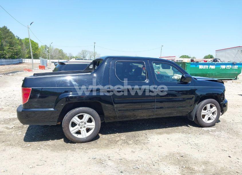 Photo 13 of 2013 Honda Ridgeline RTL (VIN 5FPYK1F54DB002709)