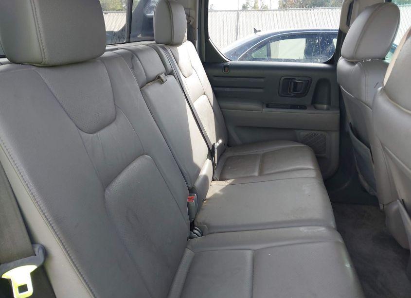 Photo 8 of 2013 Honda Ridgeline RTL (VIN 5FPYK1F55DB004002)