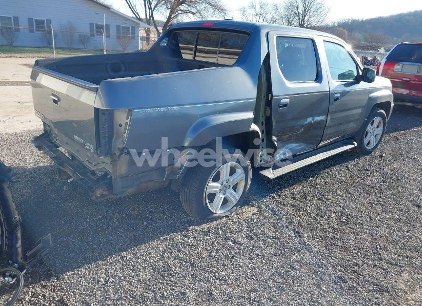 Photo 4 of 2013 Honda Ridgeline RTL (VIN 5FPYK1F55DB004842)