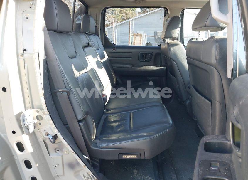 Photo 8 of 2013 Honda Ridgeline RTL (VIN 5FPYK1F55DB004842)