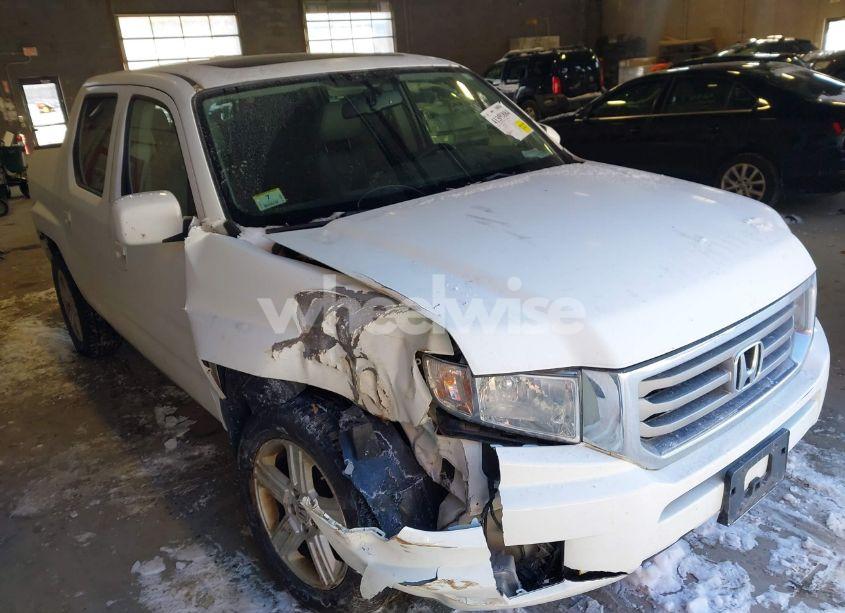 2014 Honda Ridgeline RTL (VIN 5FPYK1F55EB012490) main photo