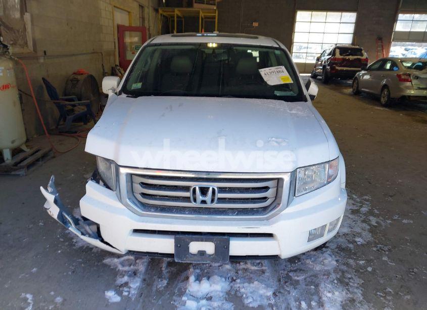 Photo 12 of 2014 Honda Ridgeline RTL (VIN 5FPYK1F55EB012490)