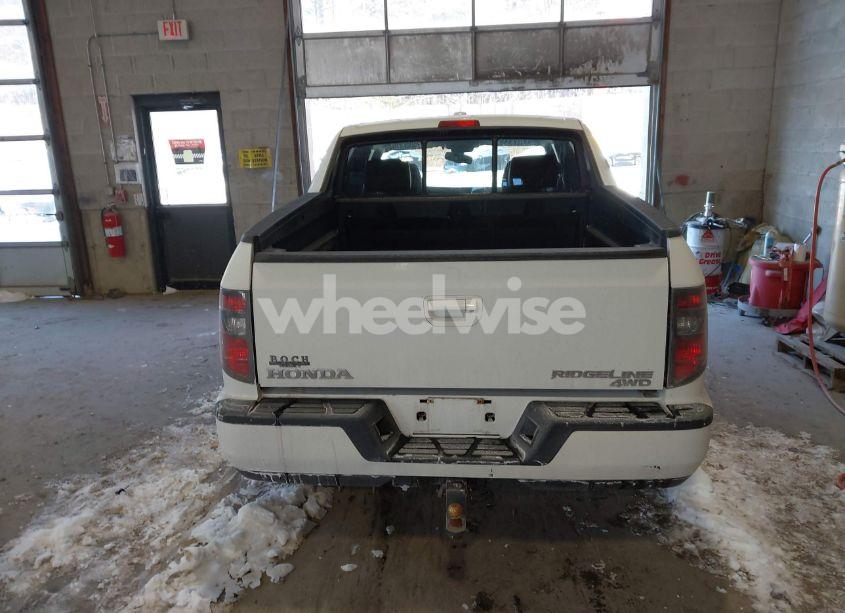 Photo 16 of 2014 Honda Ridgeline RTL (VIN 5FPYK1F55EB012490)