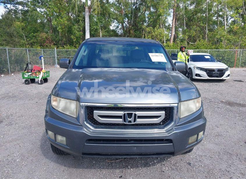 Photo 12 of 2010 Honda Ridgeline RTL (VIN 5FPYK1F56AB001976)
