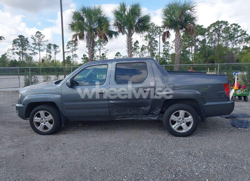 Photo 14 of 2010 Honda Ridgeline RTL (VIN 5FPYK1F56AB001976)