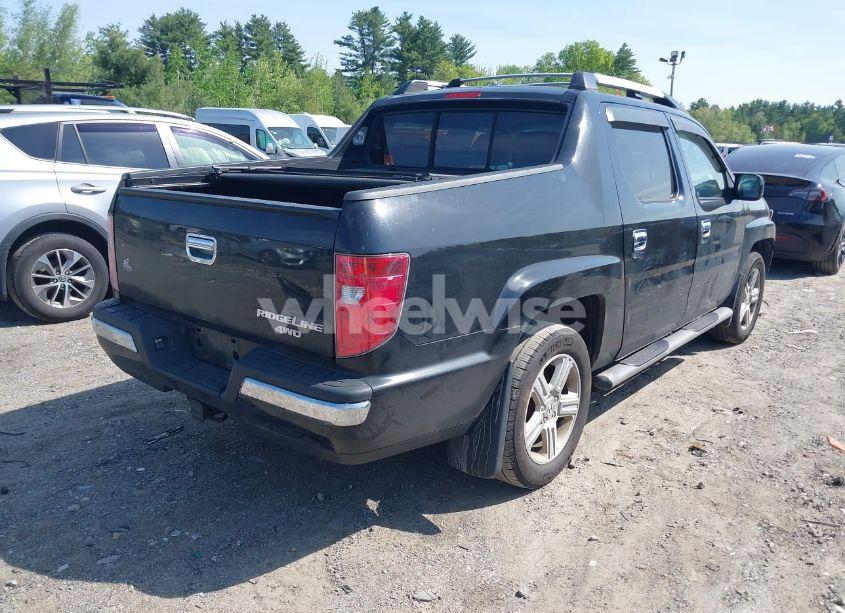 Photo 4 of 2010 Honda Ridgeline RTL (VIN 5FPYK1F56AB003730)