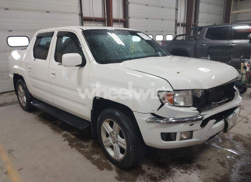 2010 Honda Ridgeline RTL (VIN 5FPYK1F56AB006207) main photo