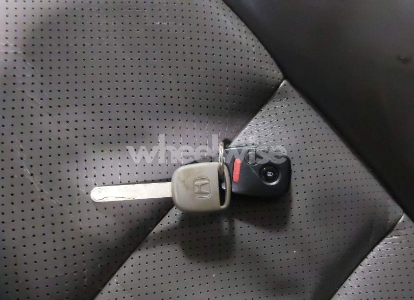 Photo 11 of 2010 Honda Ridgeline RTL (VIN 5FPYK1F56AB006207)