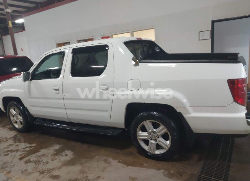 Photo 14 of 2010 Honda Ridgeline RTL (VIN 5FPYK1F56AB006207)