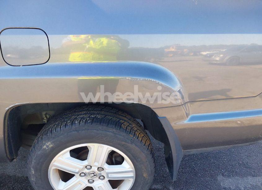 Photo 12 of 2011 Honda Ridgeline RTL (VIN 5FPYK1F57BB455140)