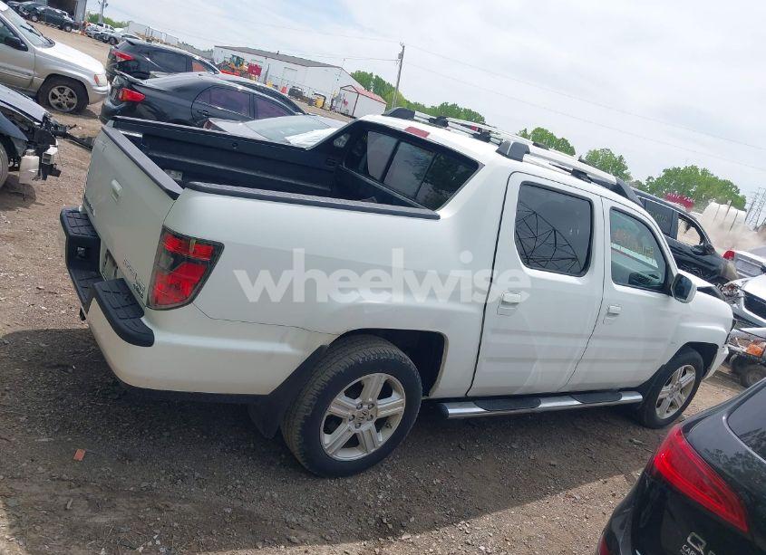 Photo 13 of 2012 Honda Ridgeline RTL (VIN 5FPYK1F57CB453096)